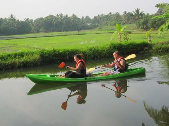 Golden Beach Home Stay Alappuzha Eksteriør bilde