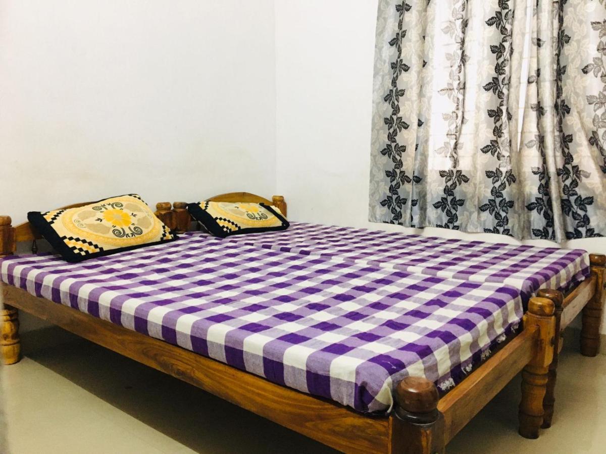 Golden Beach Home Stay Alappuzha Eksteriør bilde