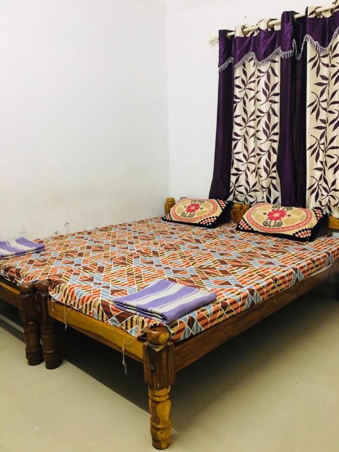 Golden Beach Home Stay Alappuzha Eksteriør bilde